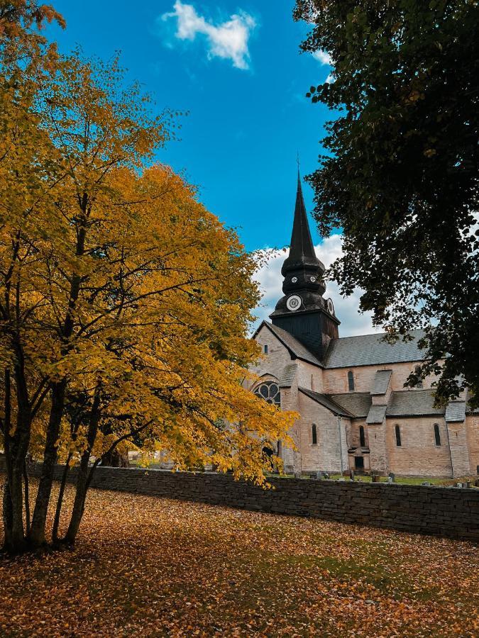 Klostergardens Vandrarhem Varnhem Eksteriør billede