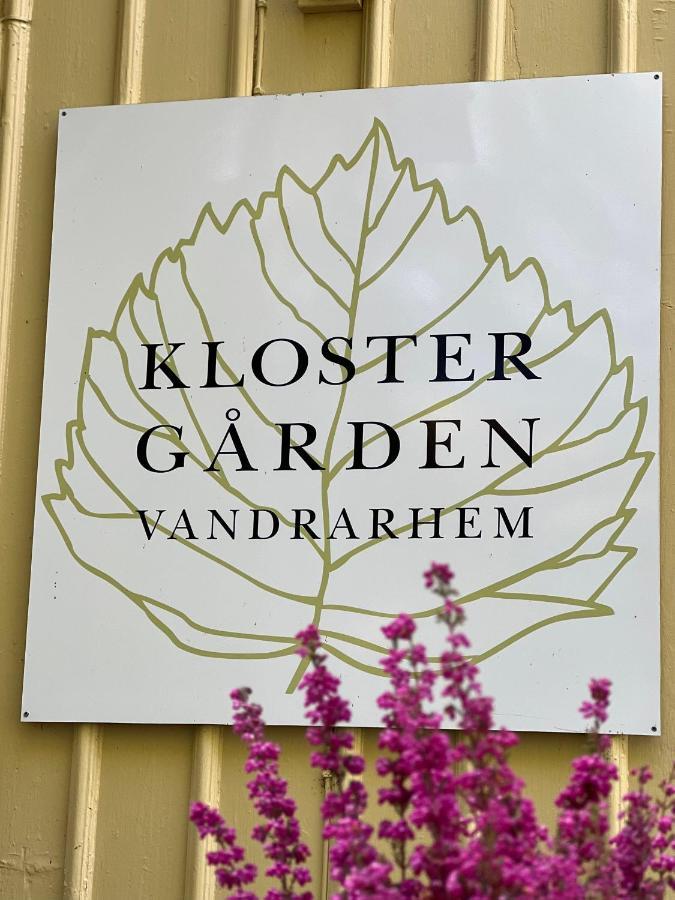 Klostergardens Vandrarhem Varnhem Eksteriør billede